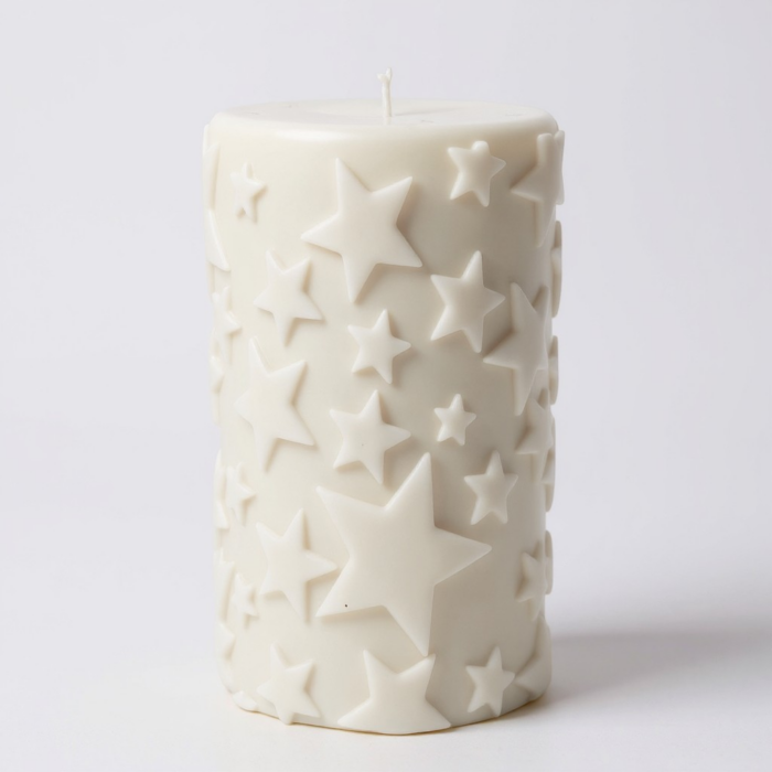Große Stumpenkerzen mit Sternrelief aus Sojawachs