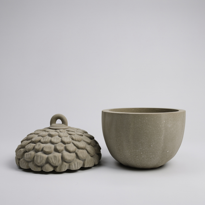 Trendige Betonaccessoires: Finde Eichel Dose aus Beton online Eichel Dose aus Beton