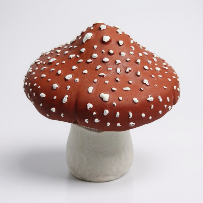 Einzigartige Beton-Deko: Bestelle Fliegenpilz als Dose aus Beton bei uns Fliegenpilz als Dose aus Beton