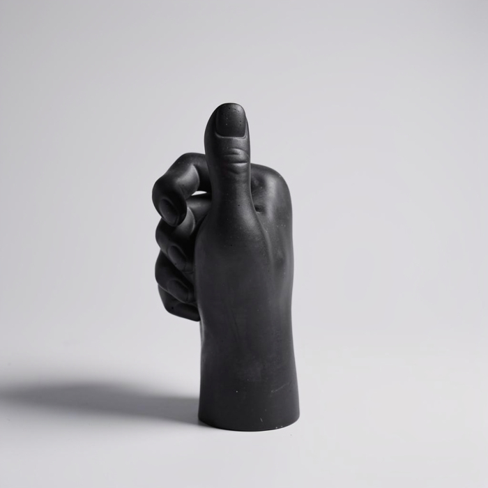 Einzigartige Beton-Deko: Bestelle Hand Kerzenhalter aus Beton bei uns Hand Kerzenhalter aus Beton