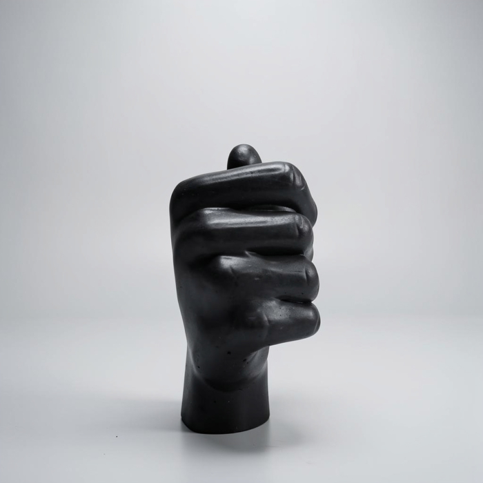 Individuelle Betonkunst: Erhalte Hand Kerzenhalter aus Beton in unserem Sortiment Hand Kerzenhalter aus Beton